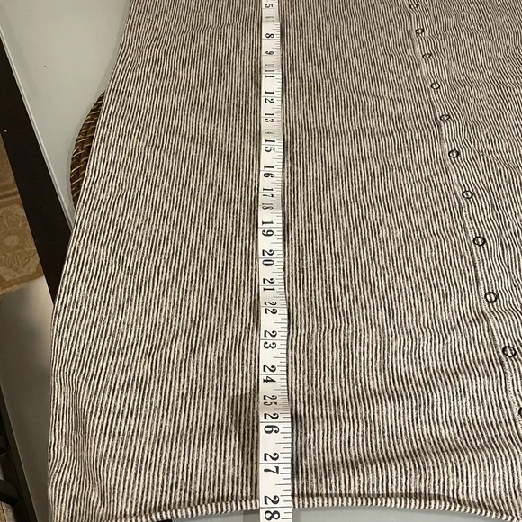 Lululemon One Size Vinyasa Scarf with Snaps - Picture 5 of 10